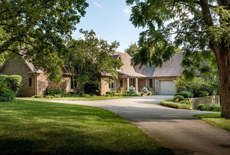 1st image of 4910 Hidden River Dr