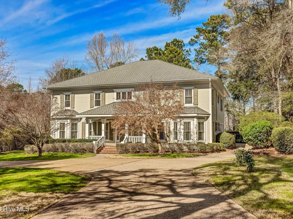 2201 Pinehurst Place, Wilmington, NC 28405