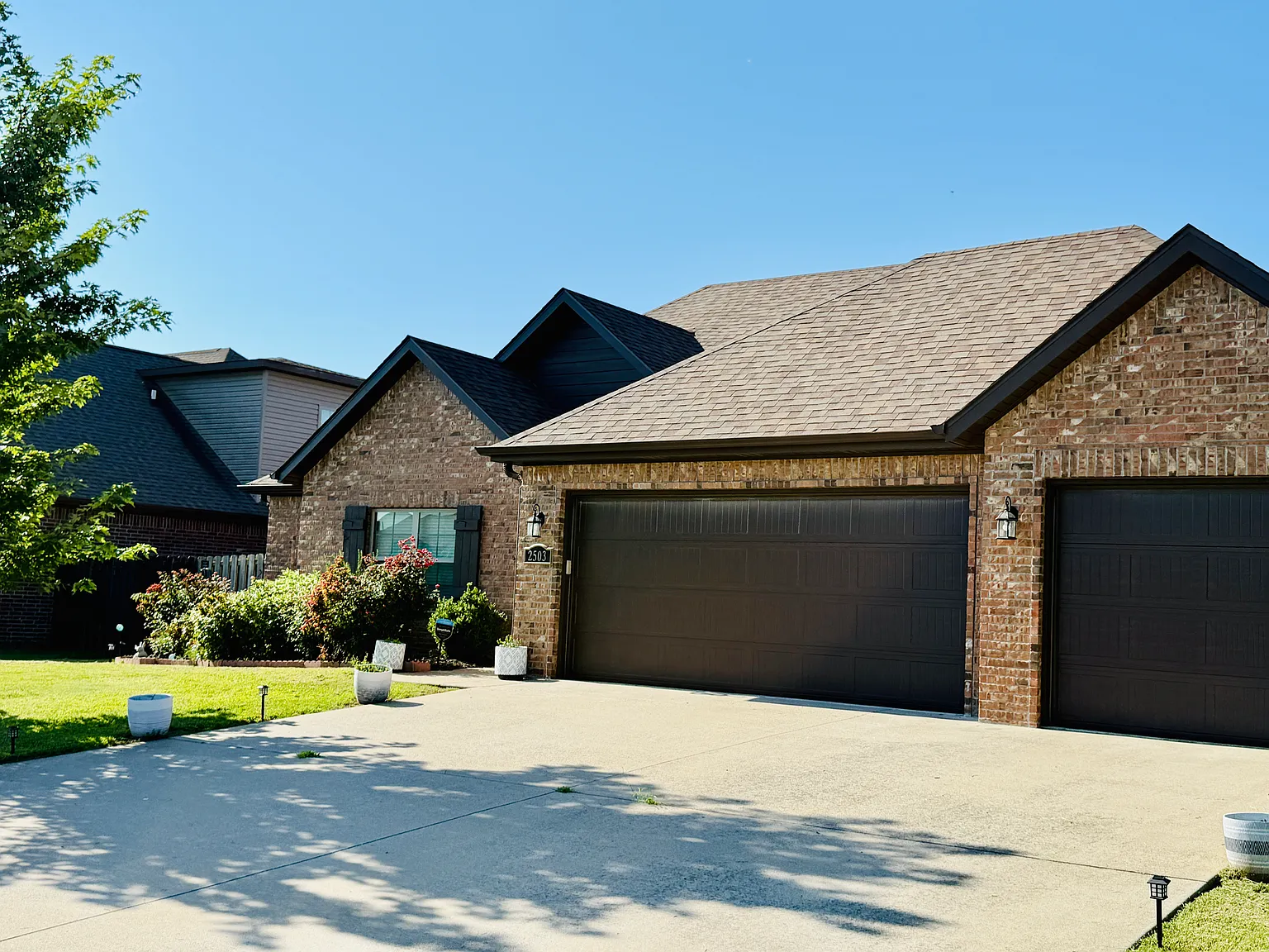 4 bed, 2140 sqft, $2,400 — Photo 3