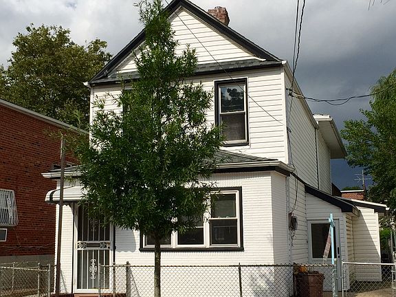 2nd image of 1455 E 95th St