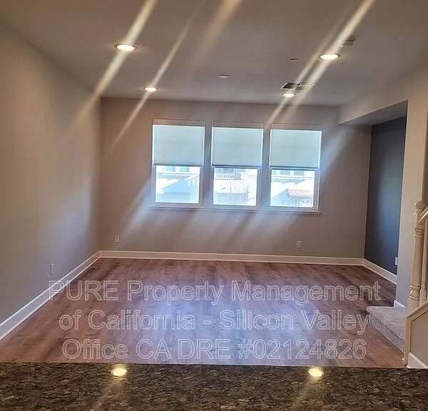 1105 Pepper Rd — Photo 12