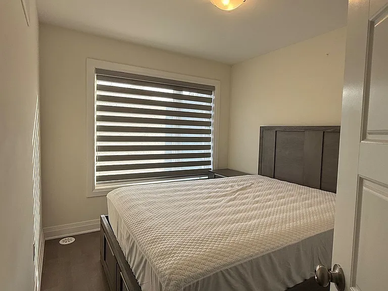 209 The Donway E — Photo 31