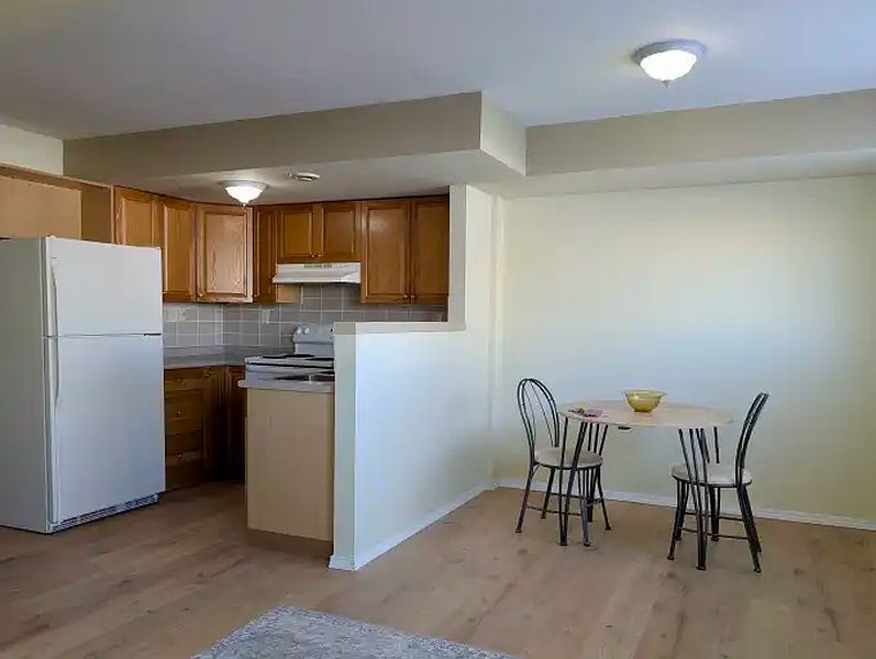 Winnipeg Apartment for rent - 2 Bedrooms — photo 3