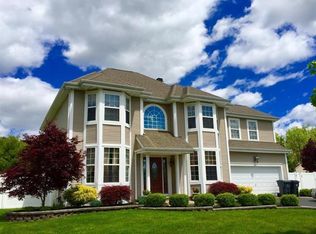 106 Nobility Ct, Toms River, NJ 08755