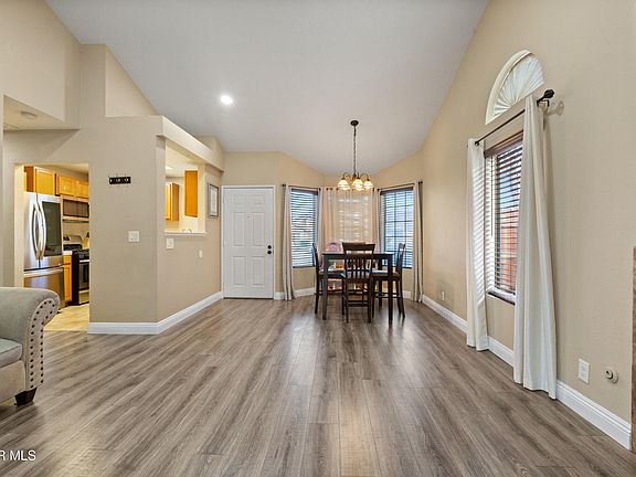 3rd image of 36807 Haven Ct