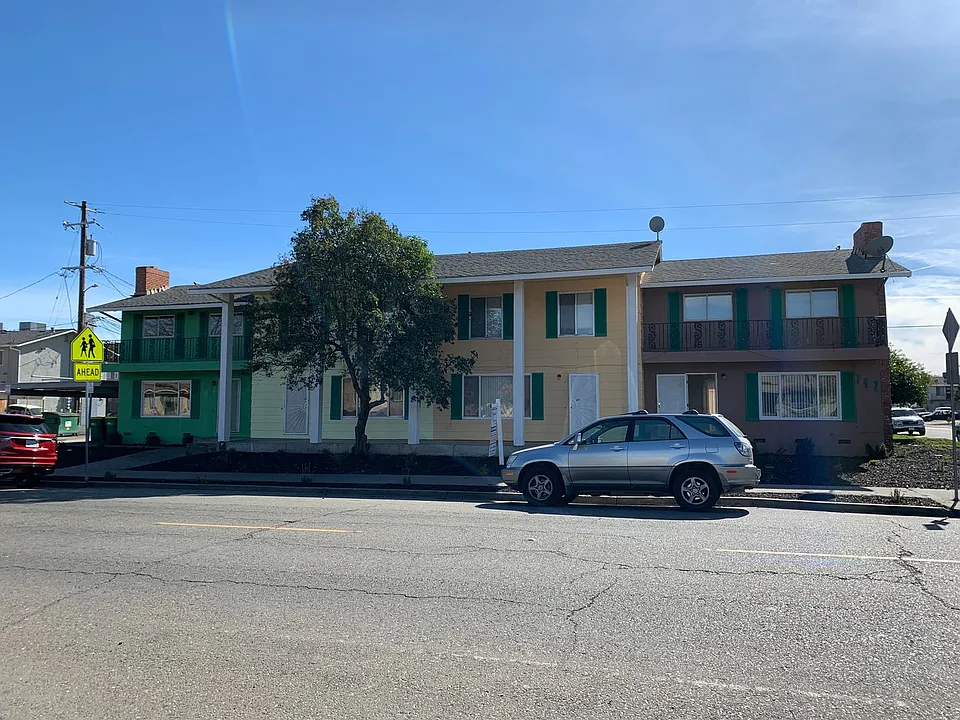 742 Ponce De Leon Ave
