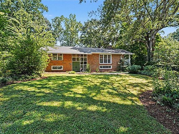 3rd image of 2941 Good Hope Rd