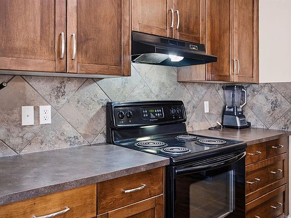 5th image of 93 N Copperleaf Way SE