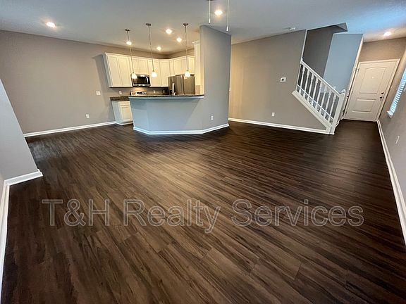 3rd image of 5649 Brownstone Dr