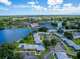121 Club Dr, Palm Beach Gardens, FL 33418