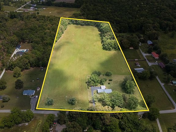 3rd image of 369 Brandontown Rd