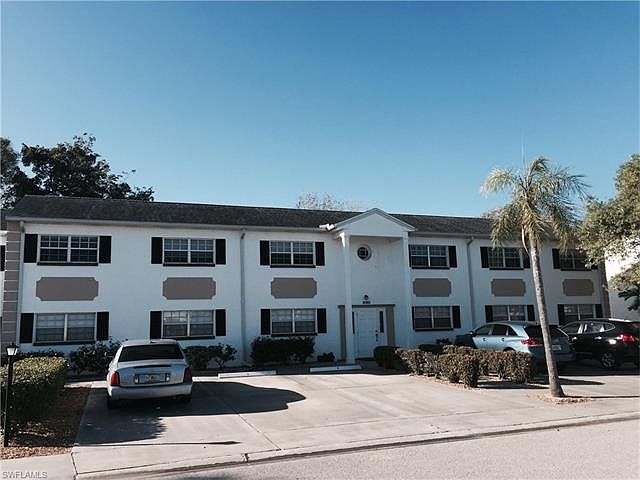 1st image of 1514 Edgewater Cir APT 3C