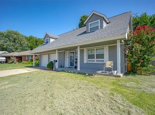 118 Oakside Dr, Moore, OK 73160