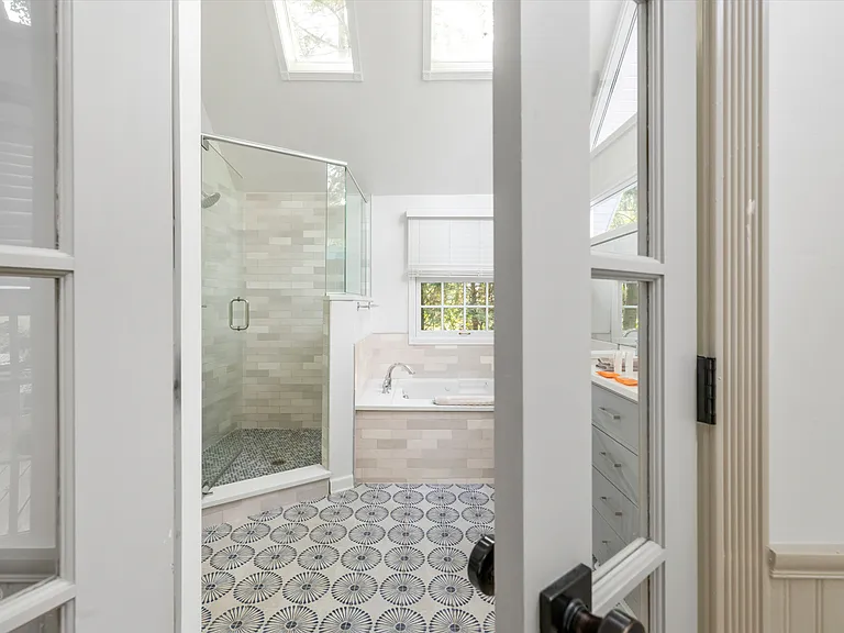 16797 Basswood Dr — Photo 25