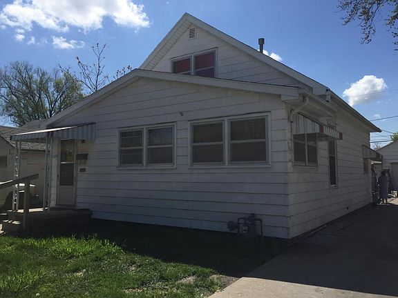 2nd image of 3009 Avenue B