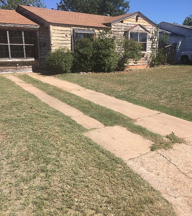 2nd image of 1533 Fannin St