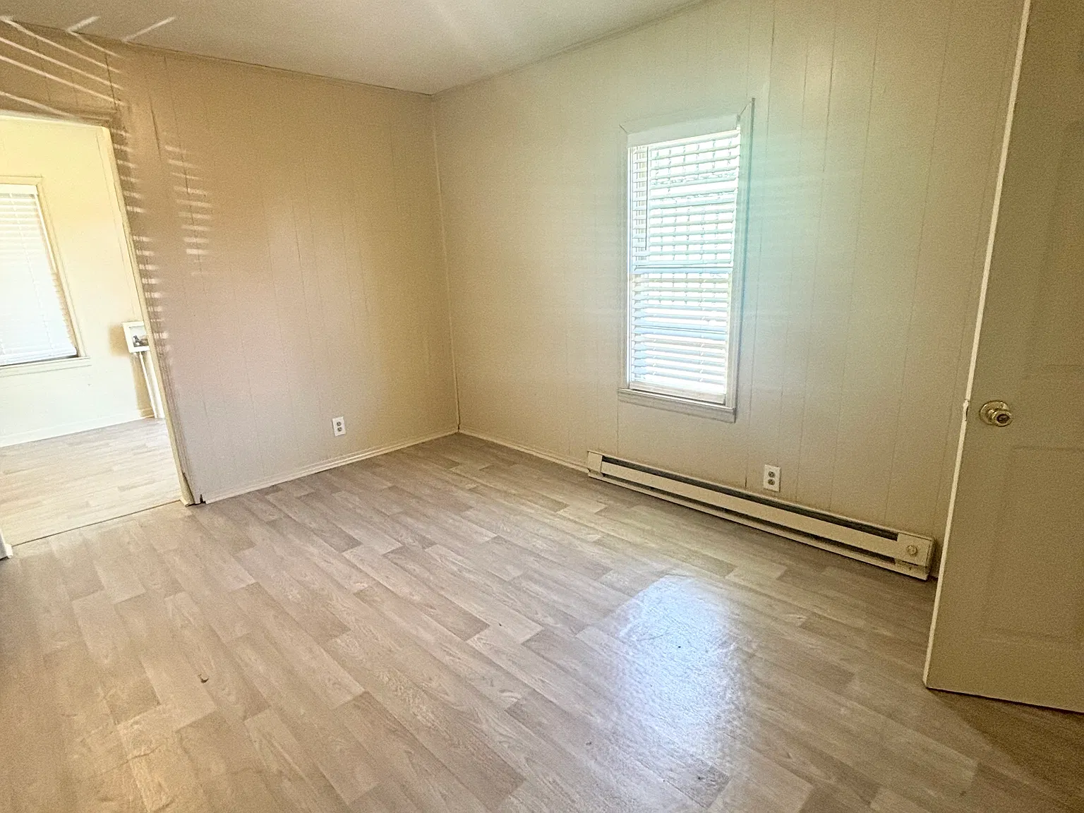 1 bed, 600 sqft, $1,050 — Photo 4