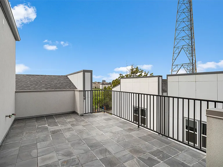 8411 Hempstead Rd #A — Photo 32