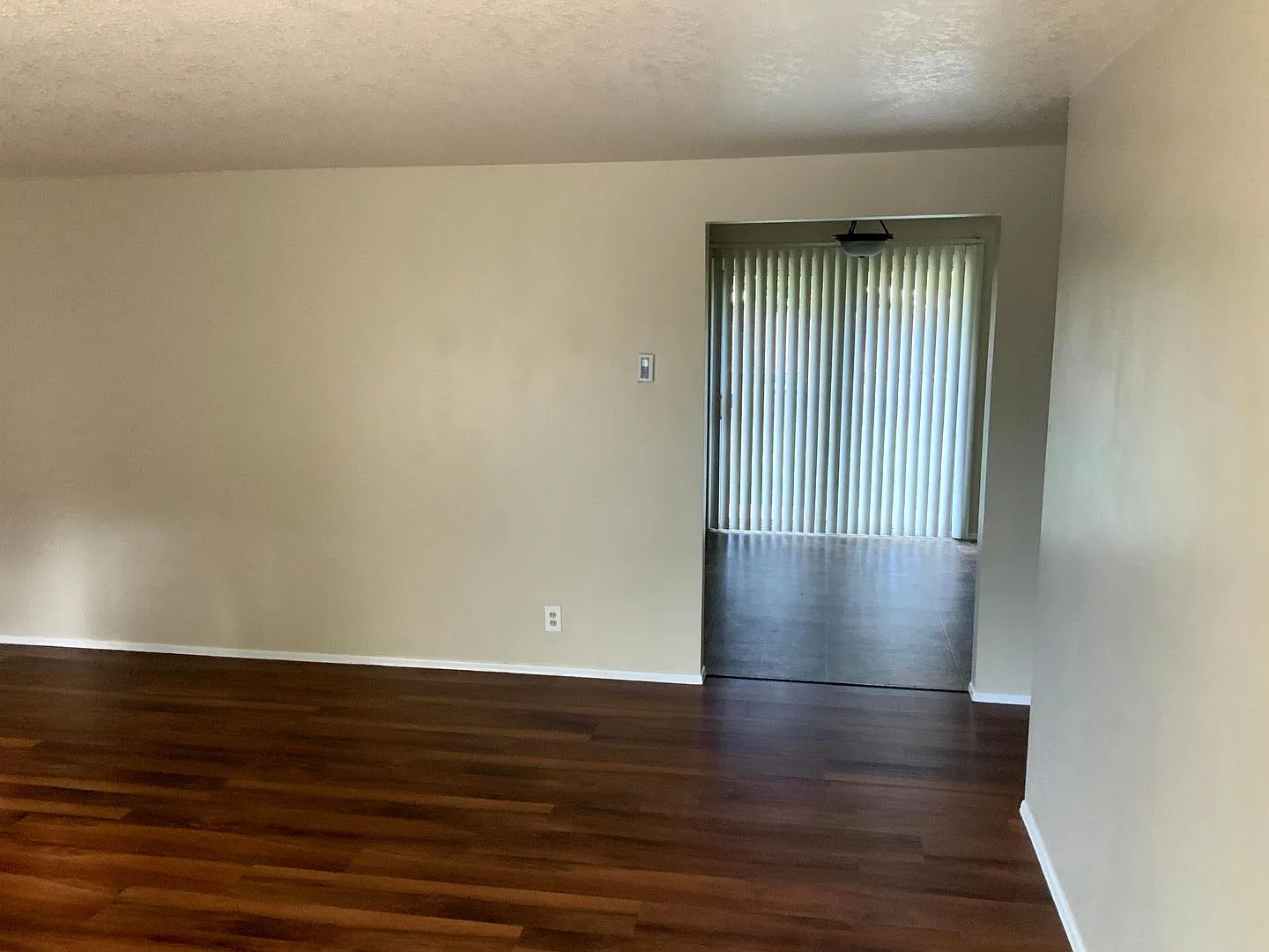 3 Bedroom House in Santa Clara Neighborhood — Photo 4