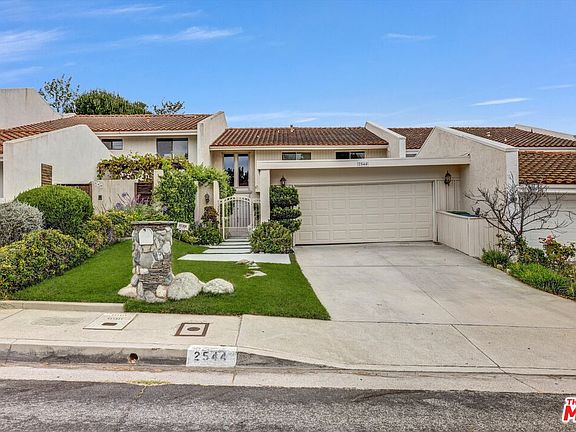 2nd image of 2544 Angelo Dr
