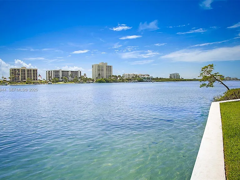 100 Intracoastal Pl #102 — Photo 38