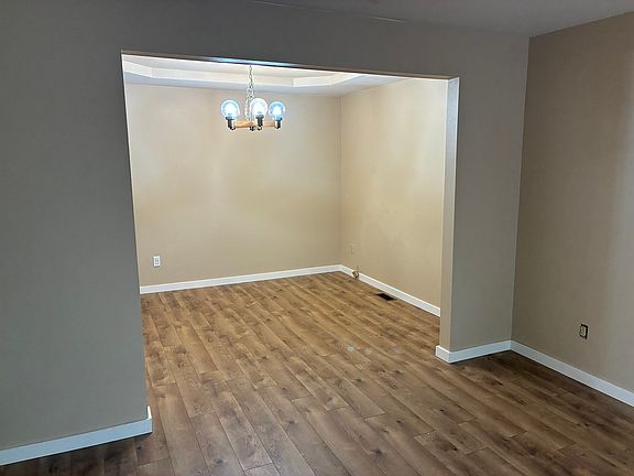 5th image of 4228 144th Ln SE