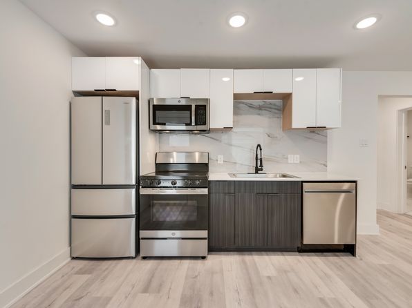 4315 Gaston Ave #107