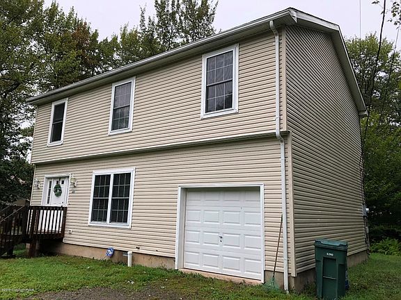 2nd image of 233 Greenbriar Cir