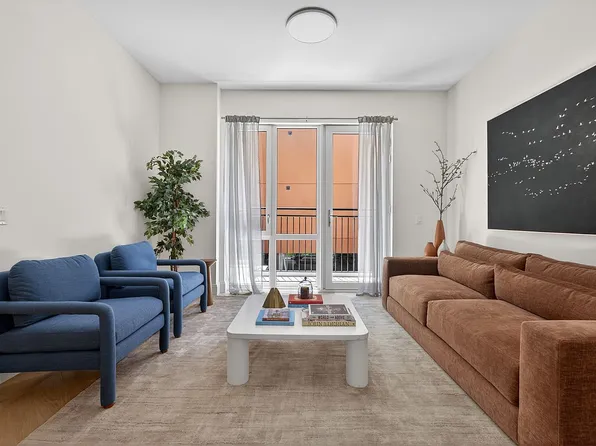 222 16th St #2B, Brooklyn, NY 11215