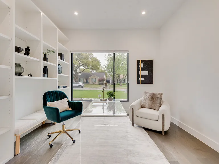 6420 Kenwood Ave — Photo 12