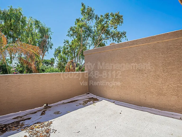 10527 E Fanfol Ln — Photo 32