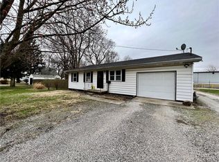 1845 N 24th St, Decatur, IL 62526