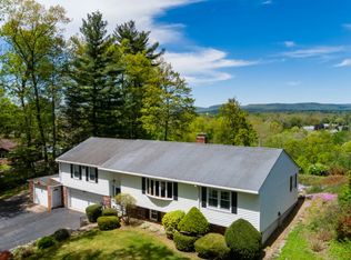 109 Ridgecrest Dr, Westfield, MA 01085