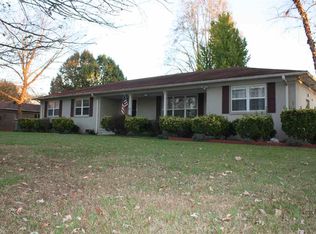 835 Indian Mound Dr, McMinnville, TN 37110