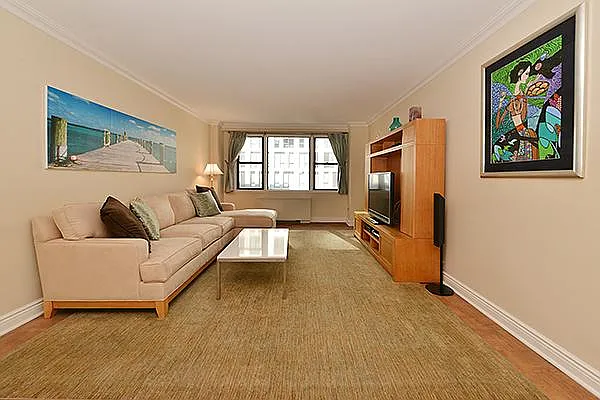 Sold by Sherry William LREB | media 4