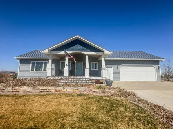 220 Deryn St, Pierre, SD 57501