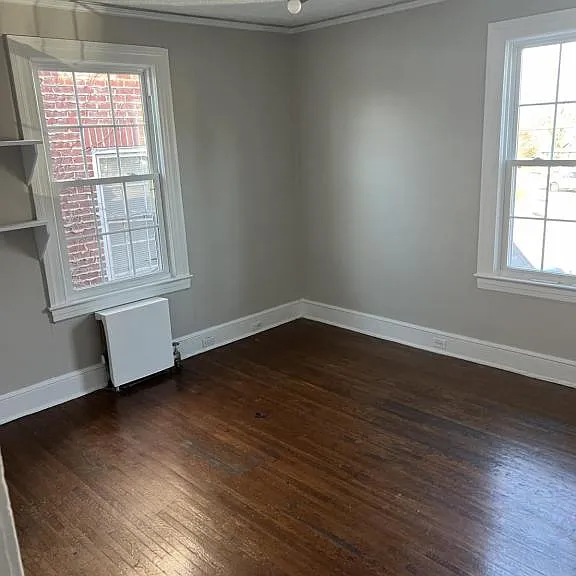 1117 N Main St — Photo 12