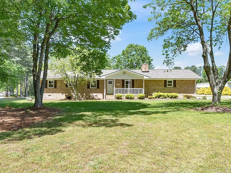 4418 Carpenter Pond Rd — Photo 2