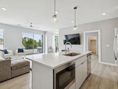1402 Pillow St APT 405, Nashville, TN, 37203