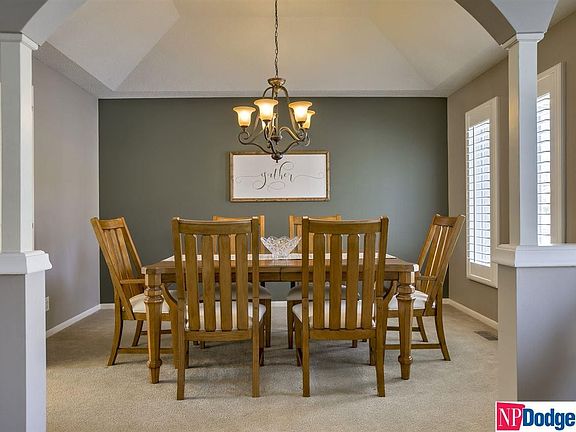 5th image of 21721 Edgevale Pl