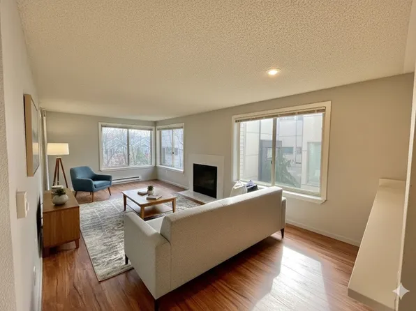 Licton Springs, 9515 Interlake Ave N APT 209, Seattle, WA 98103
