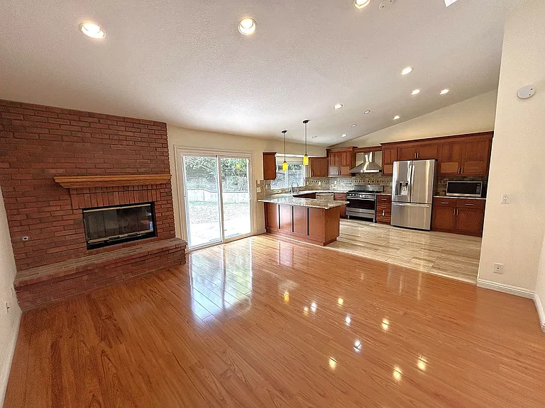 904 Sky Meadow Pl — Photo 11