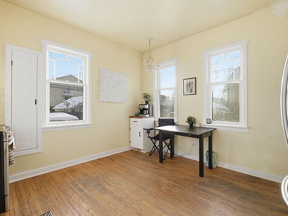 3rd image of 11515 101st St NW