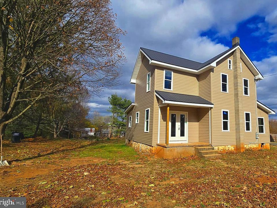2nd image of 743 Bell Manor Rd