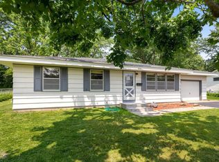 8616 Zenith Rd, Bloomington, MN 55431