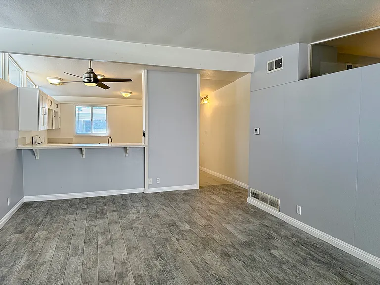 1113 Gravelia St — Photo 6