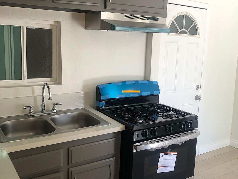 1st image of 4068 Moody St #1