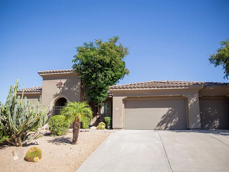 7208 E Jematell Ln — Photo 1