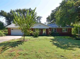 1218 NW Quanah Rd, Cache, OK 73527