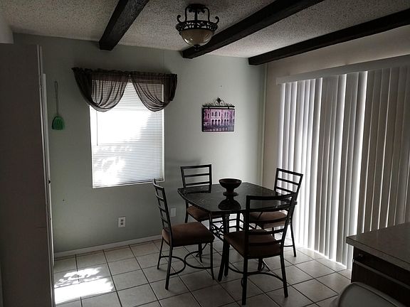 4th image of 1503 Desert Willow Dr
